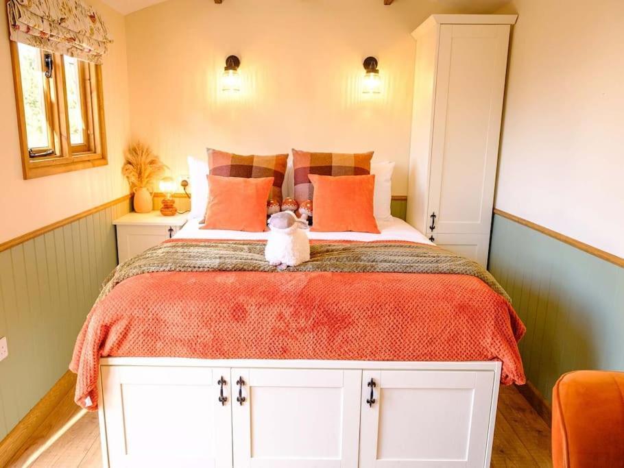 Lintmill Lodges - Heather Shepherds Hut Sorn Esterno foto